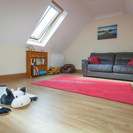 לינלית'גו Honeysuckle Cottage At Williamscraig Holiday Cottages מראה חיצוני תמונה