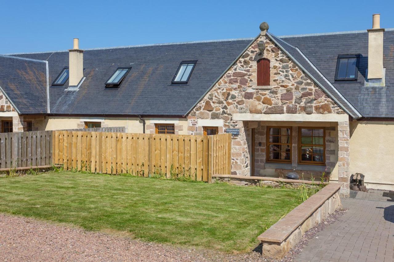לינלית'גו Honeysuckle Cottage At Williamscraig Holiday Cottages מראה חיצוני תמונה